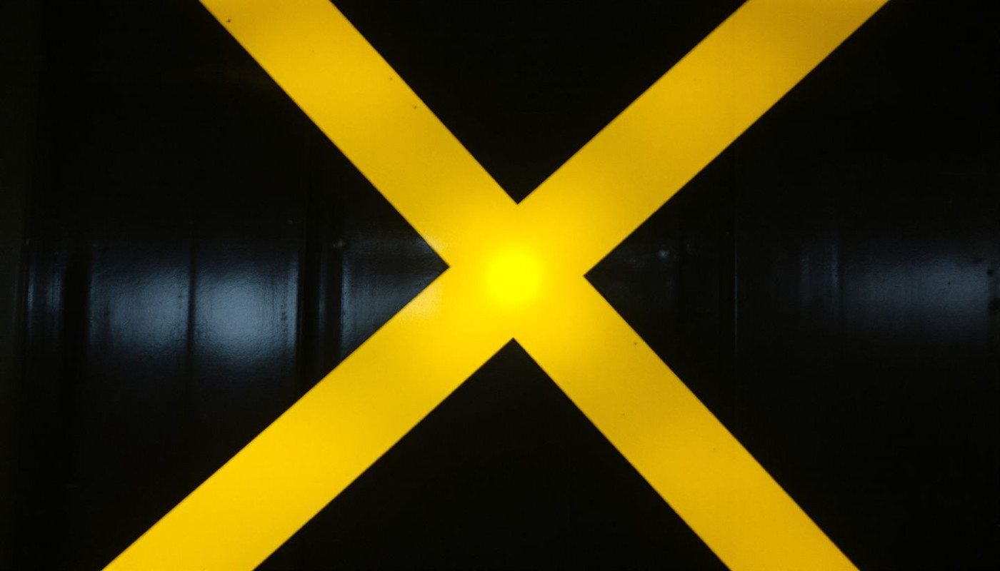 Comment choisir les meilleures affiches lumineuses pour zones à risque